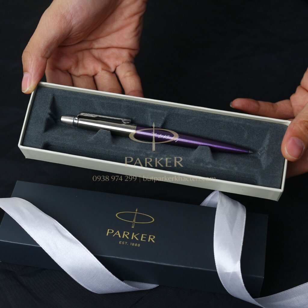Quy trình đặt bút Parker khắc tên nhanh chóng tại Butparkerkhacten.com