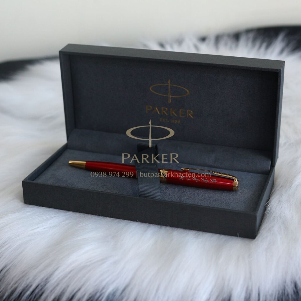 Khắc gì trên bút tặng thầy cô? Gợi ý 30+ lời chúc ý nghĩa, độc đáo - Butparkerkhacten.com
