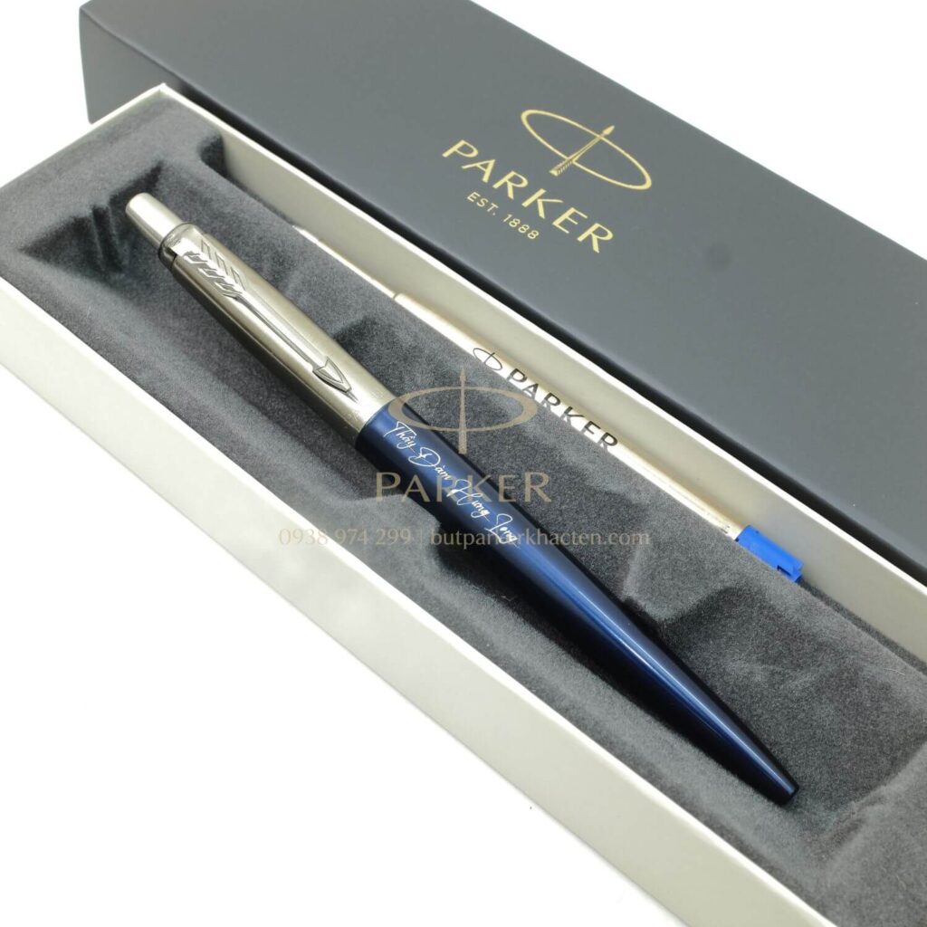 Quà tặng thầy giáo 20/11: Gợi ý 11+ món quà sang trọng và ý nghĩa - Butparkerkhacten.com